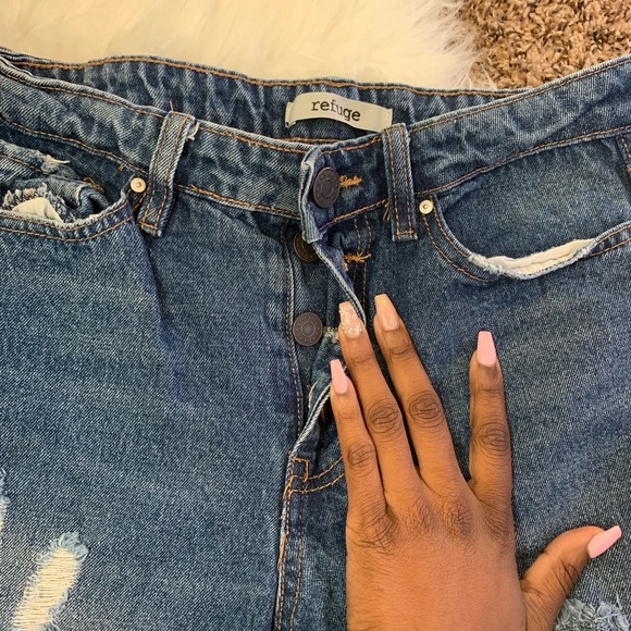 Jeans - Picture 2 of 4